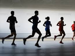 隐蔽骗术：揭秘“假直播流”在非法视讯博彩中的应用。（揭开非法视讯博彩“假直播流”的黑幕）